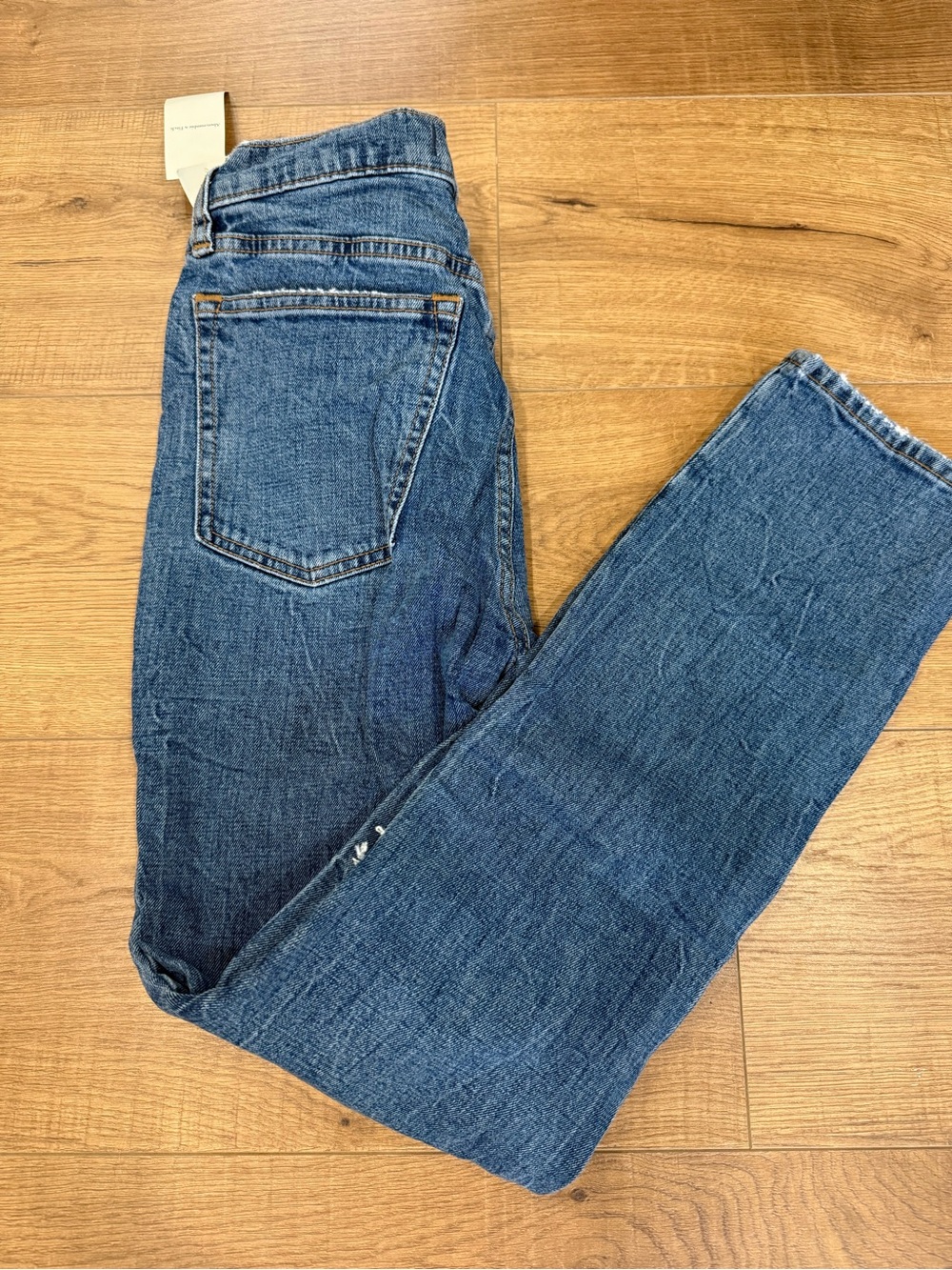 Abercrombie & Fitch The Skinny High Rise Jeans - Medium Blue - Picture 6 of 6